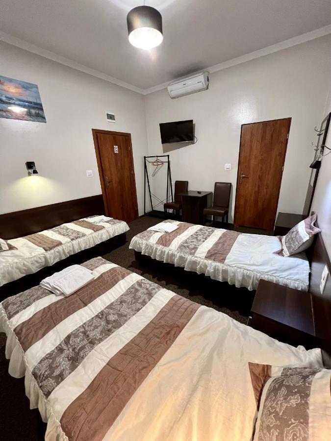 Apartamenty Ostrowiec - Pokoje Gościnne Centrum Ostrowiec Świętokrzyski Zewnętrze zdjęcie
