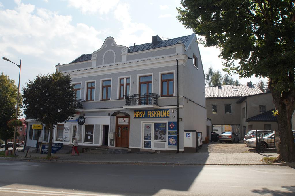 Apartamenty Ostrowiec - Pokoje Gościnne Centrum Ostrowiec Świętokrzyski Zewnętrze zdjęcie